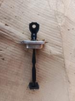 Ограничитель двери nissan qashqai j11 2013-2021 перед. прав.