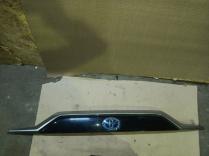 Накладка двери багажника toyota rav4 50 xa50 2020- задн. 