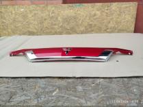 Накладка двери багажника mitsubishi outlander 3 gf 2015-2022 задн. 
