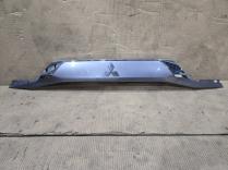 Накладка крышки багажника mitsubishi outlander 3 gf 2012-2022  