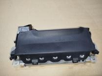 Подушка безопасности в колени toyota camry 70 xv70 2017-2023  