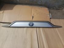 Накладка двери багажника toyota rav4 50 xa50 2018- задн. 